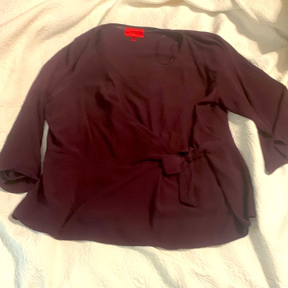 Beautiful top. EUC 2X